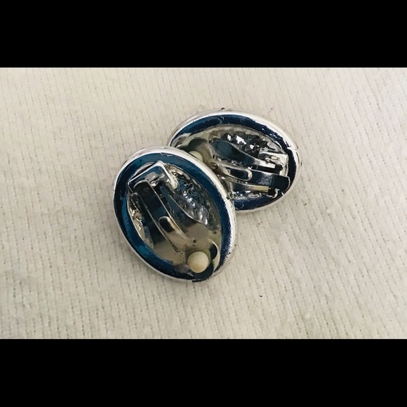 PINK AND SILVER CLIP-ON EARRINGS - Picture 2 of 4